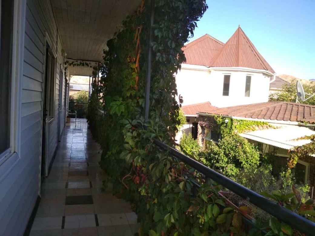 Guest House Fairy Tale Kaji-Say Екстериор снимка
