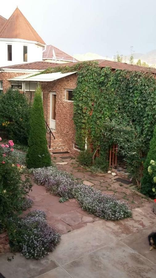 Guest House Fairy Tale Kaji-Say Екстериор снимка